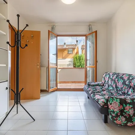 Marina Apartment *